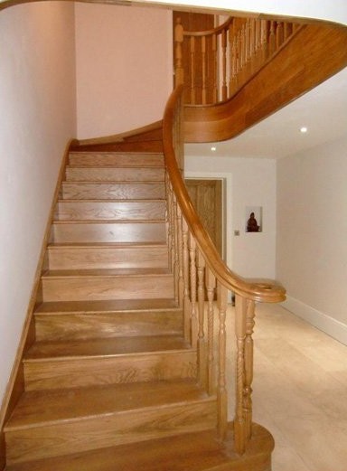 Pear Stairs - Carrodale Curved Staircase (129)