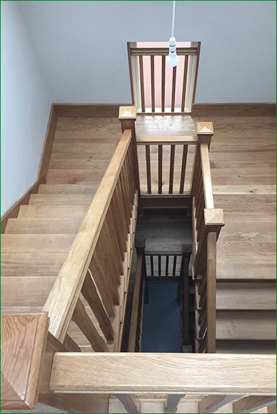 Pear Stairs - Crowthorne Staircase (513)