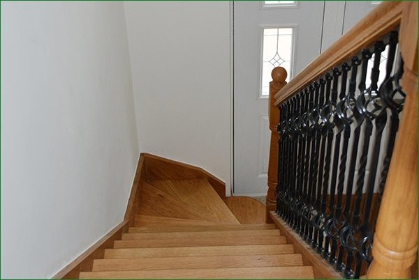 Pear Stairs - Lime Tree Staircase (473)