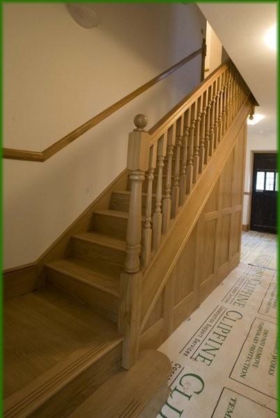 Pear Stairs - Grand Oak Staircase (3)