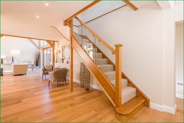 Pear Stairs - Shuddy Barn Staircase (579)