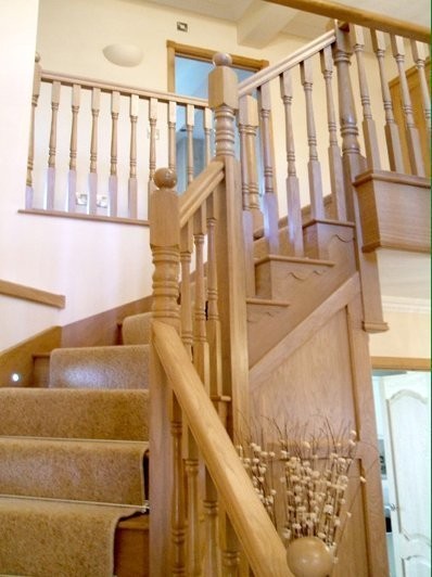 Pear Stairs - Walker Sheppard Oak Staircase (8)