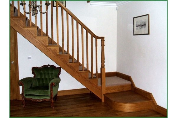 Pear Stairs - Worthen Cut String Staircase (60)