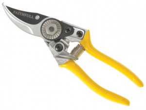 Traditional Bypass Secateurs  FAIBYSEC7TS