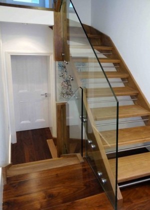 Pear Stairs - Gorleston Glass Staircase (224)